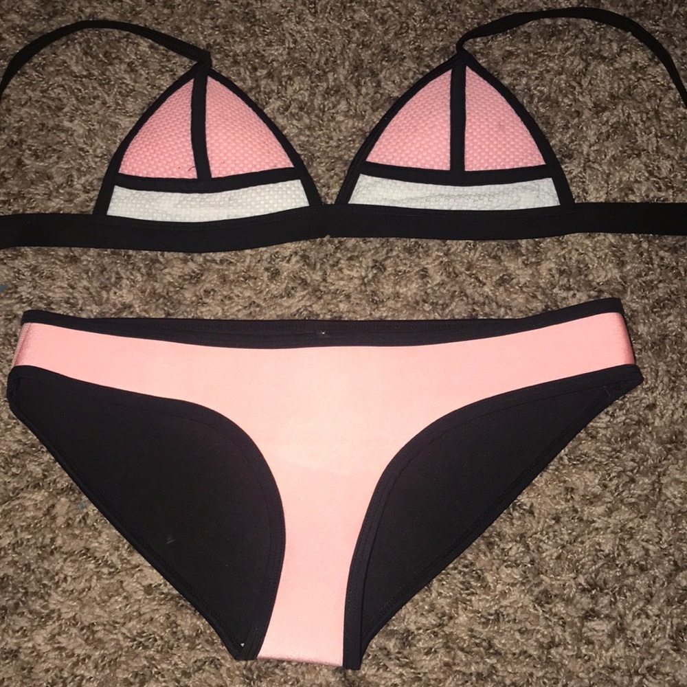 TRIANGL Bikini